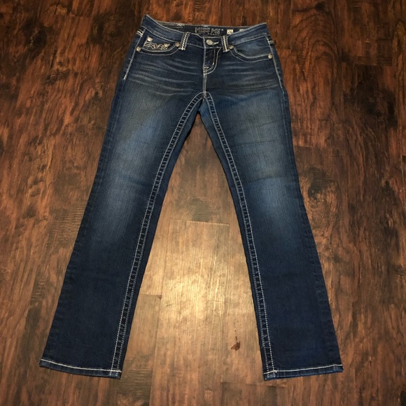 Miss Me Easy Capri - Picture 2 of 3